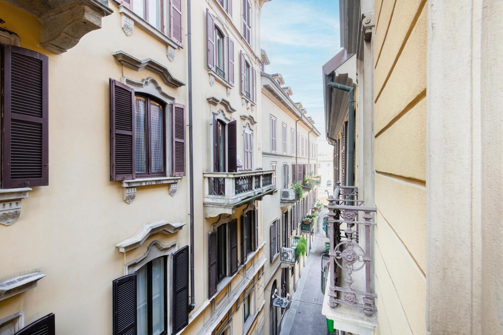 Amazing, New & Fully Furnished Studio In Duomo 밀라노 외부 사진