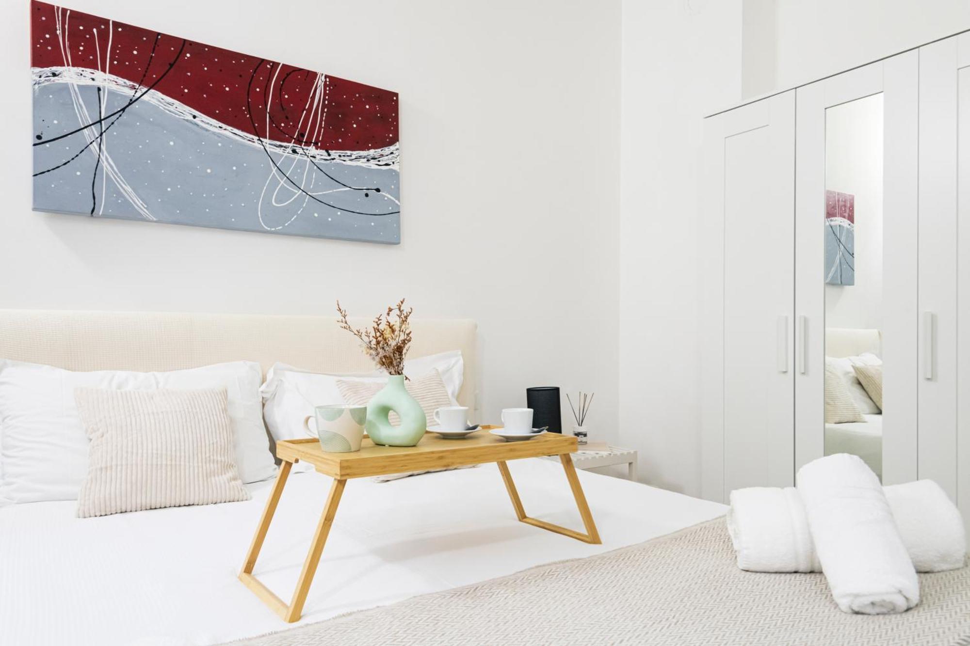 Amazing, New & Fully Furnished Studio In Duomo 밀라노 외부 사진