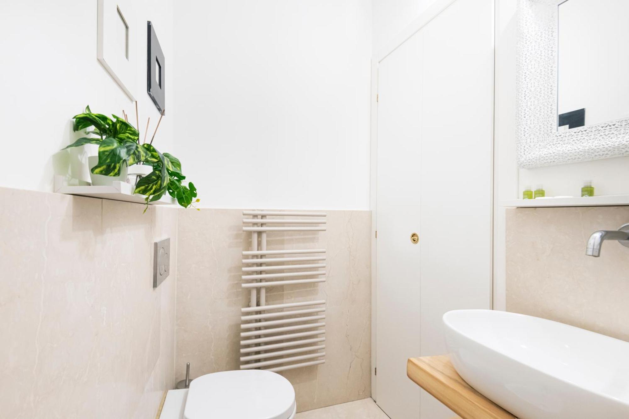 Amazing, New & Fully Furnished Studio In Duomo 밀라노 외부 사진
